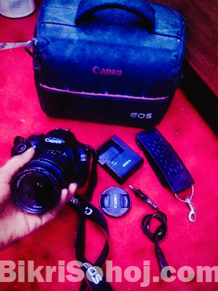 EOS Cannon 1200D